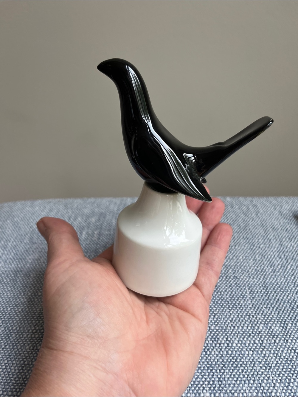 Pie Bird Vintage Porcelain Vent Funnel Crust England 2 piece Blackbird - Picture 2 of 12